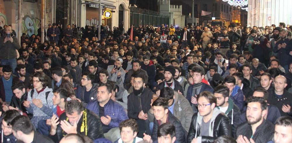 İdlip’teki Kimyasal Katliam Rusya Temsilciliği Önünde Protesto Edildi 14