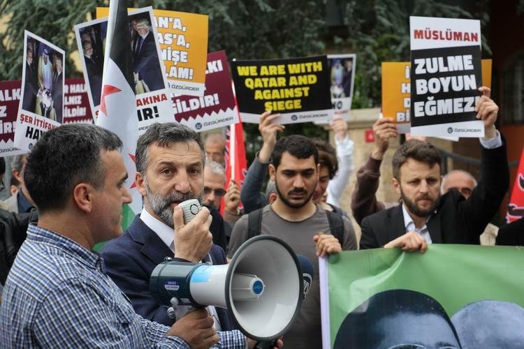 Katar’a Yönelik Kuşatma İstanbul'da Protesto Edildi 11