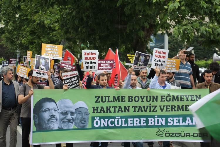 Katar’a Yönelik Kuşatma İstanbul'da Protesto Edildi 4