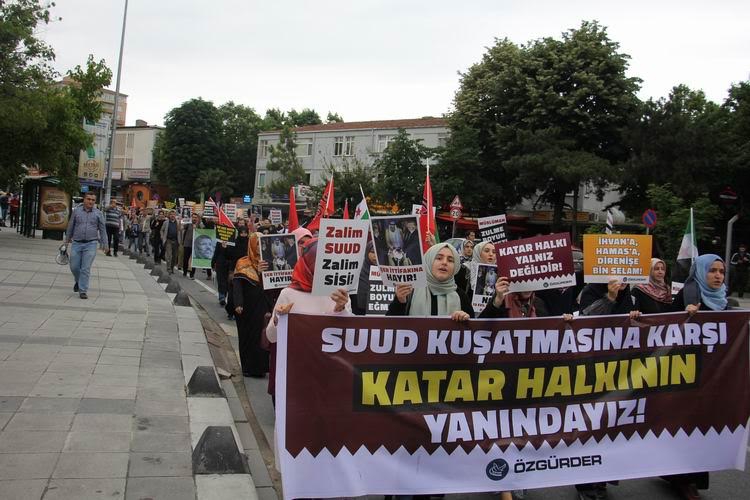 Katar’a Yönelik Kuşatma İstanbul'da Protesto Edildi 6