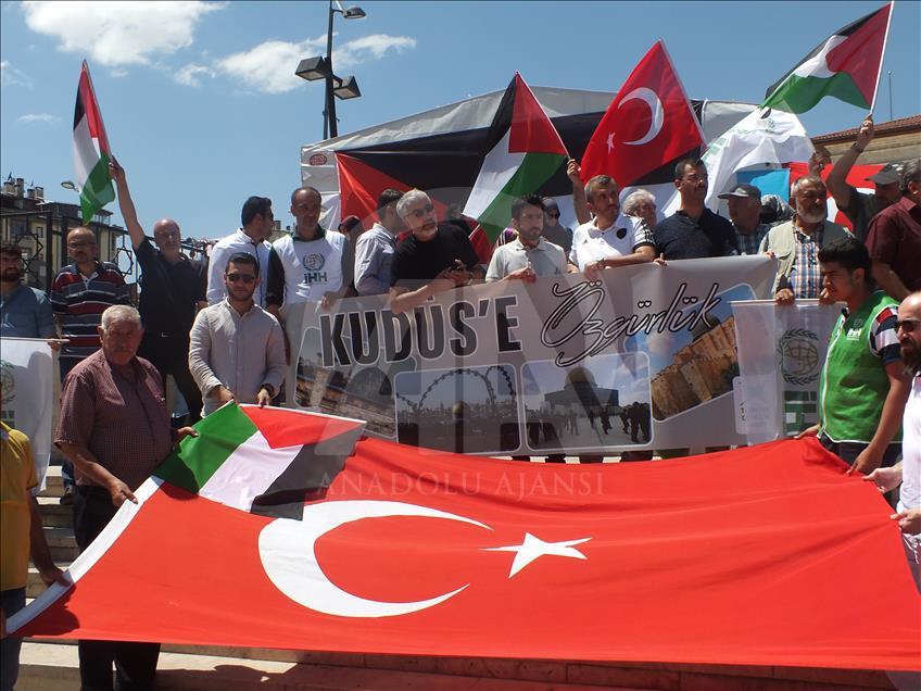 İşgalci İsrail'in Mescid-i Aksa'ya Yönelik Zulümleri Protesto  32