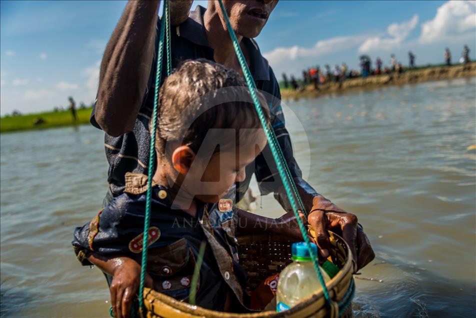 Arakanlı Müslümanların Bangladeş'e Geçişleri Devam Ediyor 15