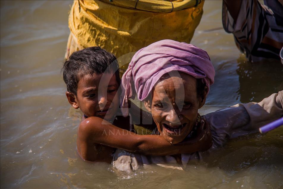 Arakanlı Müslümanların Bangladeş'e Geçişleri Devam Ediyor 4