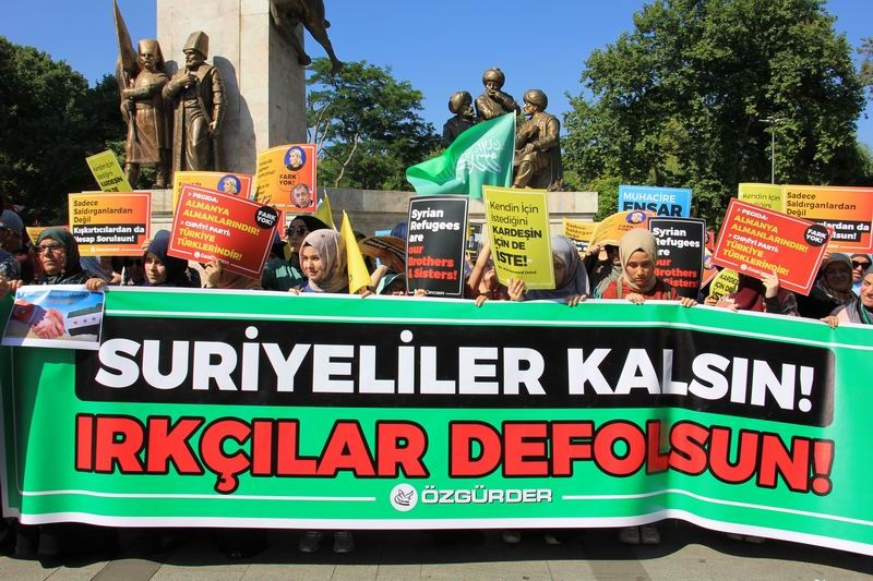 Muhacirlere Yönelik Irkçı Saldırılar Protesto Edildi 12