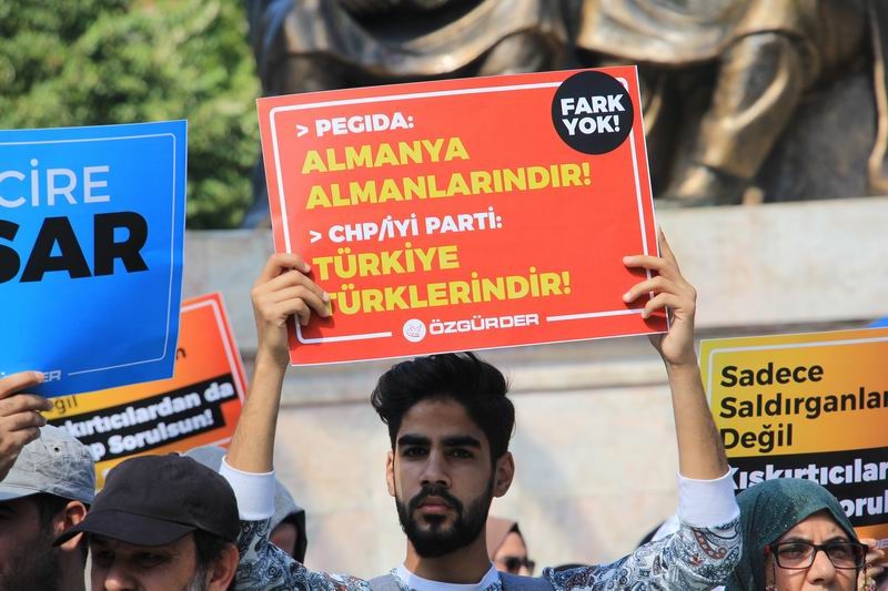 Muhacirlere Yönelik Irkçı Saldırılar Protesto Edildi 4