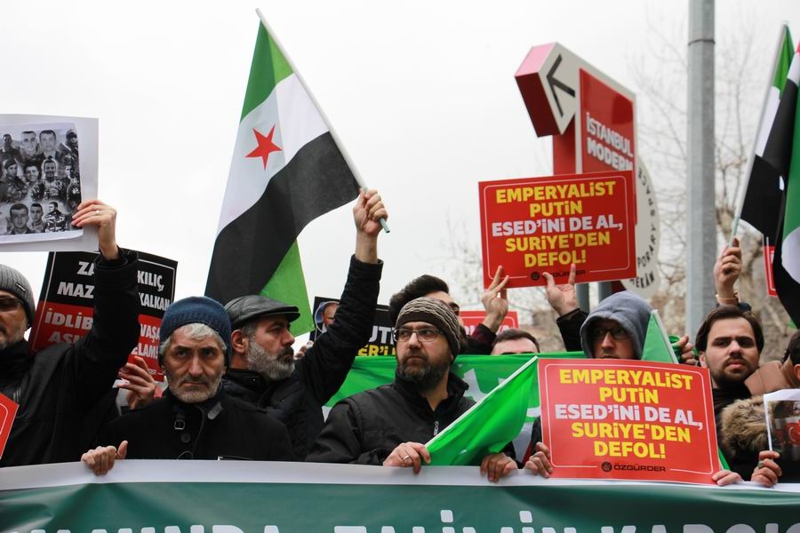 Rusya Konsolosluğu Önünde İdlib Katliamı Protesto Edildi 15