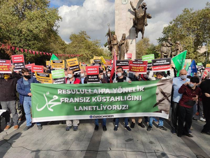 Fransa’nın küstahlığı İstanbul’da lanetlendi 17