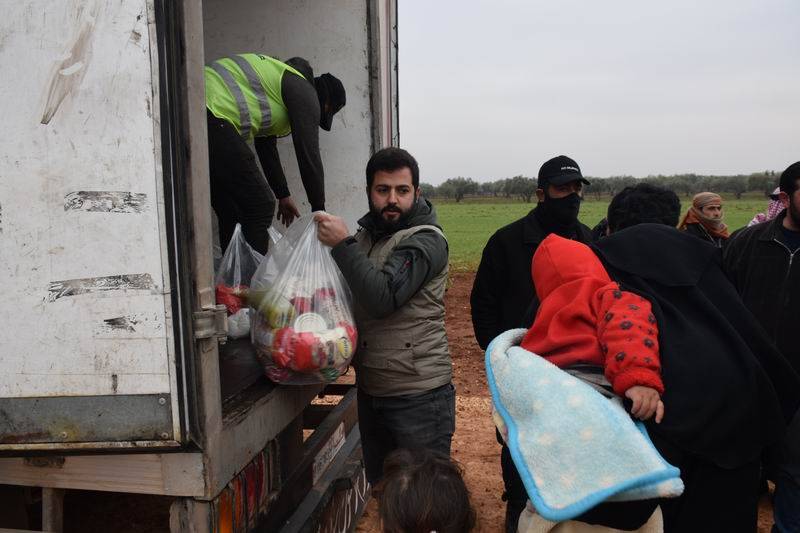 Ankaralı hayırseverler İdlib’de yetimleri sevindirdi 25