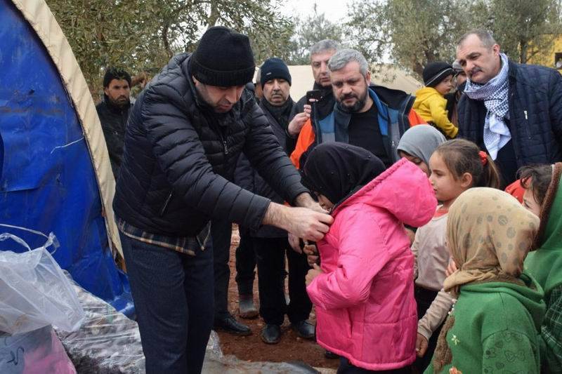 Ankaralı hayırseverler İdlib’de yetimleri sevindirdi 4