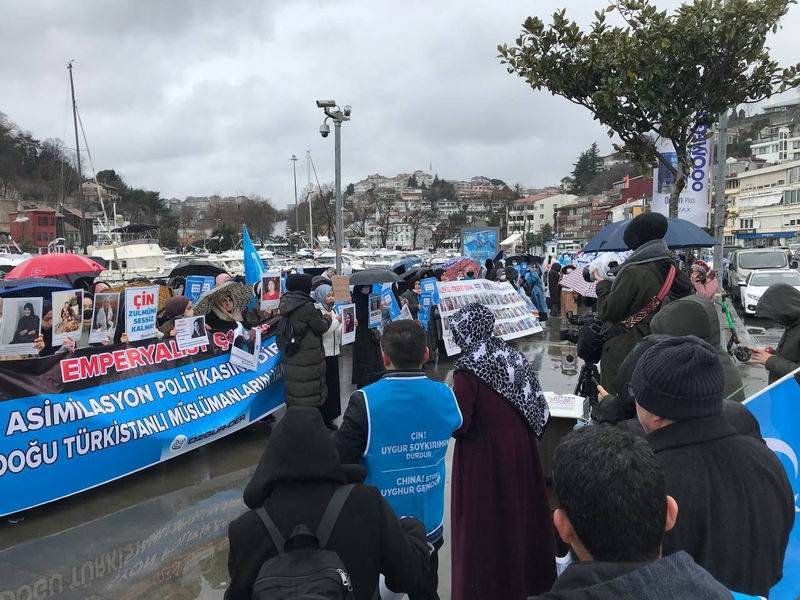 Çin’in Doğu Türkistanlı kadınlara yönelik zulümler İstanbul’da protesto  6