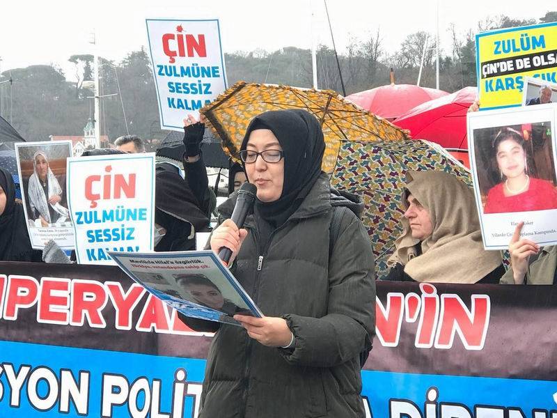 Çin’in Doğu Türkistanlı kadınlara yönelik zulümler İstanbul’da protesto  8