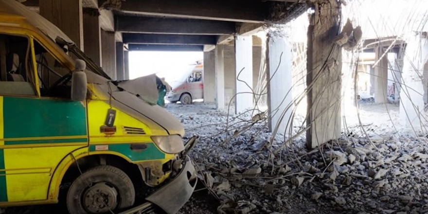 Rusya İdlib’de Bir Hastaneyi Daha Yerle Bir Etti!