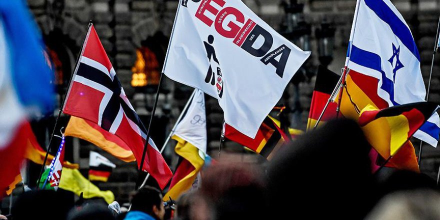 Almanya'da Irkçı PEGIDA Gösteri Düzenledi