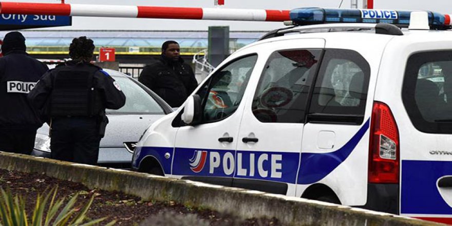 Fransa’da Bir Haftada 7 Polis İntihar Etti