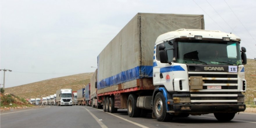 BM'nin İdlib'e Gönderdiği Yardım Tırları Cilvegözü'nden Geçti