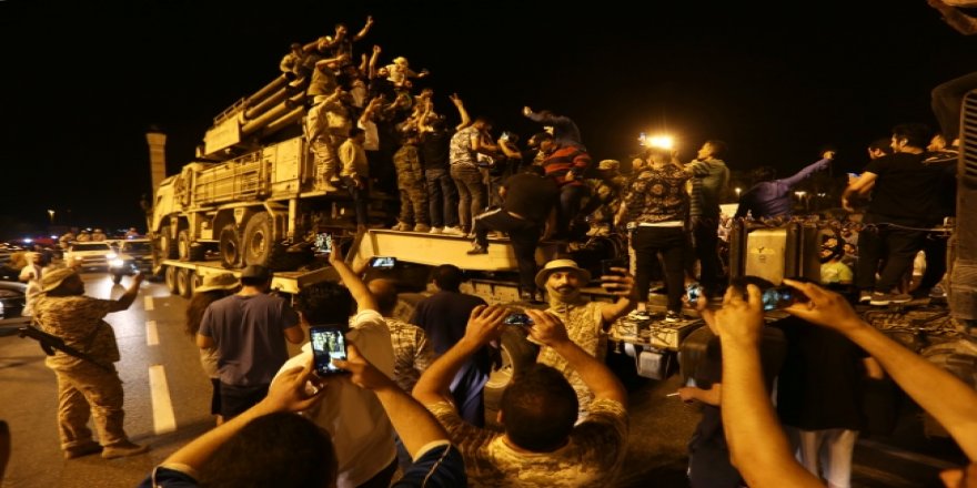 Vatiyye Askeri Üssü’nde İmha Edilen Pantsir Trablus’ta Sergilendi