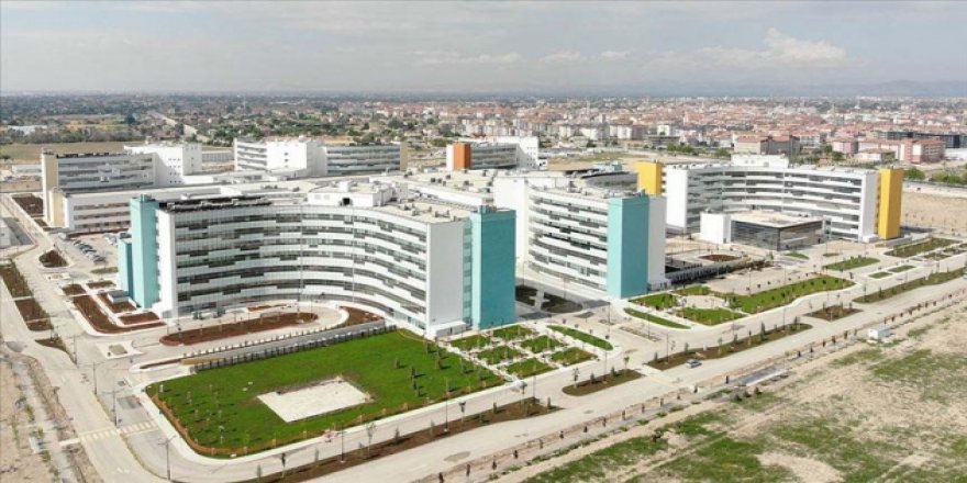 Konya Şehir Hastanesi hasta kabulüne başladı