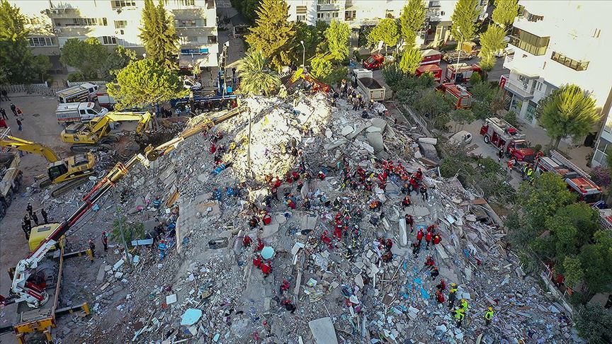 İzmir'deki depreme ilişkin soruşturmada 9 gözaltı