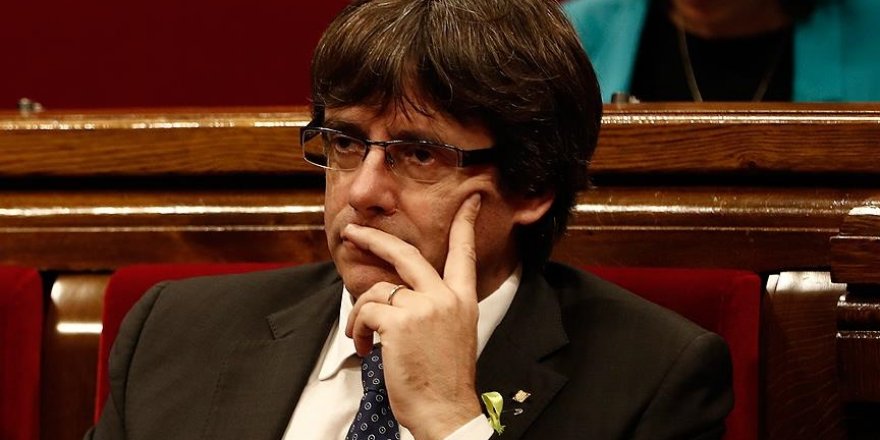 AB mahkemesi Katalan siyasetçi Puigdemont'un dokunulmazlığının kaldırılması kararını askıya aldı