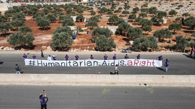 İdlib'de Rusya'nın insani yardımları engelleme girişimlerine protesto