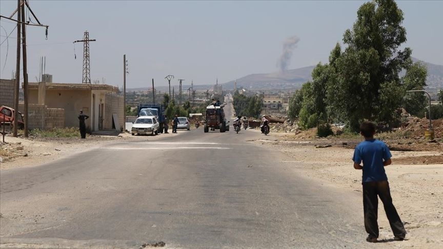 Esed rejimi ve Rusya, Dera'da 40 bin kişilik mahalleyi 8 gündür abluka altında tutuyor