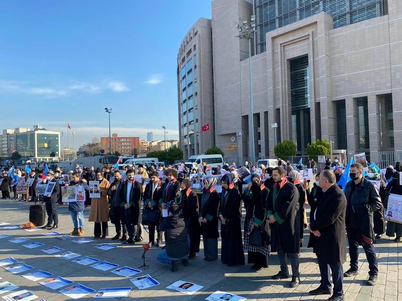 Türkiye'deki Uygur Türklerinden Çin'e suç duyurusu