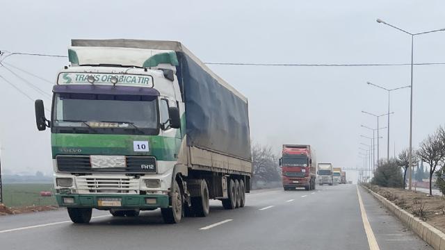 BM'den İdlib'e 85 tır yardım