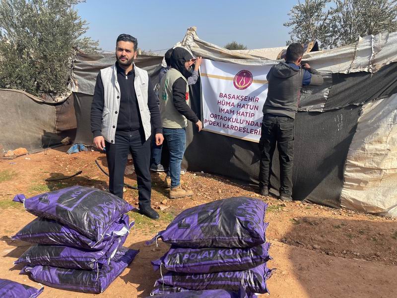 Başakşehir Hüma Hatun İHO’nun yardımları İdlib’te dağıtıldı