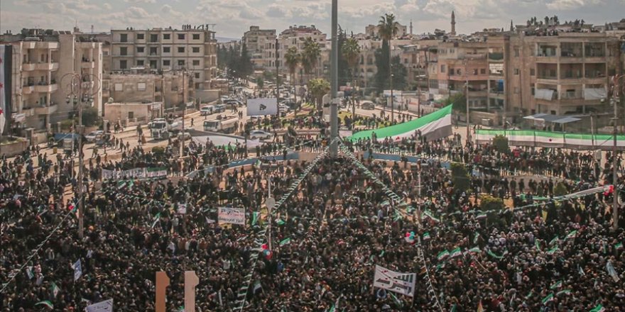 Suriye halkı intifadanın 11. Yılında haykırdı: ‘Özgürlük mücadelemiz hala sürüyor’