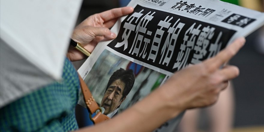 Japonya'da Abe suikastıyla gündeme gelen Moon Tarikatı ile siyasilerin ilişkileri tartışılıyor