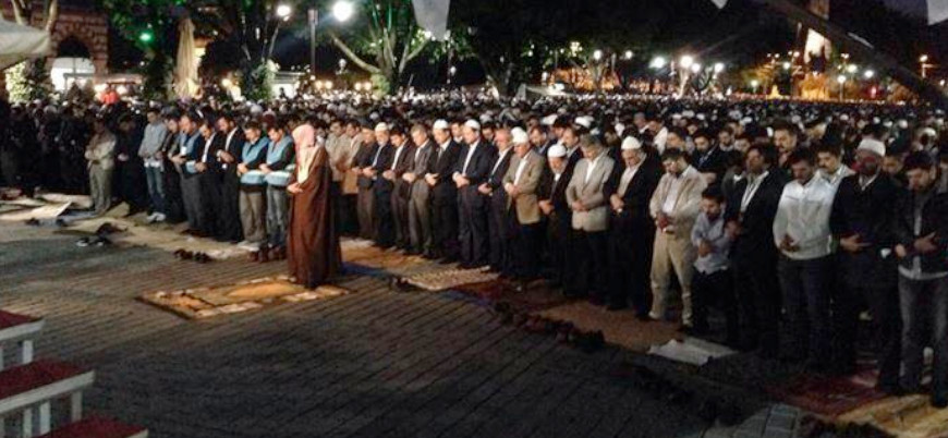 Kabe imamına 'Ayasofya Camii avlusunda namaz kıldırdığı için' 12 yıl hapis