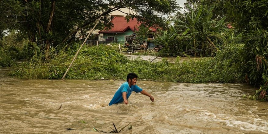 Filipinler'de şiddetli yağışların neden olduğu sellerde ölenlerin sayısı 44'e yükseldi