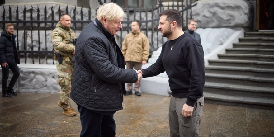 Eski İngiltere Başbakanı Johnson, Zelenskiy ile bir araya geldi