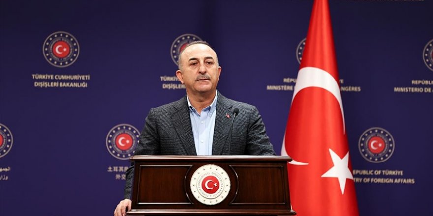 Bakan Çavuşoğlu, Suriye’den Türkiye’ye sığınmacı akını iddialarını yalanladı