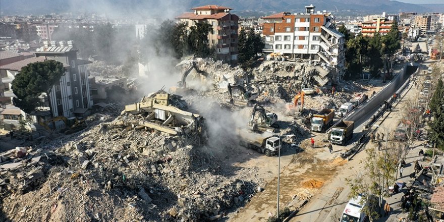 Maraş merkezli depremlerde vefat sayısı 40 bin 642’ye yükseldi