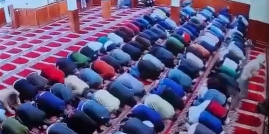 ABD'de cami imamı sabah namazını kıldırırken bıçaklandı