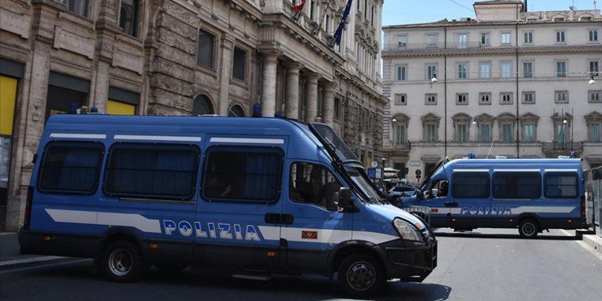 Avrupa genelinde suç örgütü Ndrangheta'ya yönelik baskınlarda 100'den fazla kişi tutuklandı