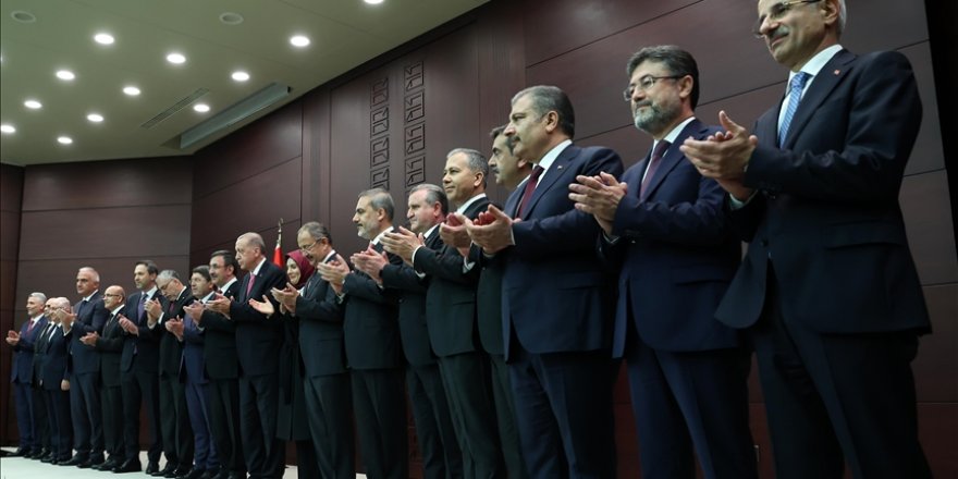 Cumhurbaşkanlığı Kabinesi Resmi Gazete'de yayımlandı