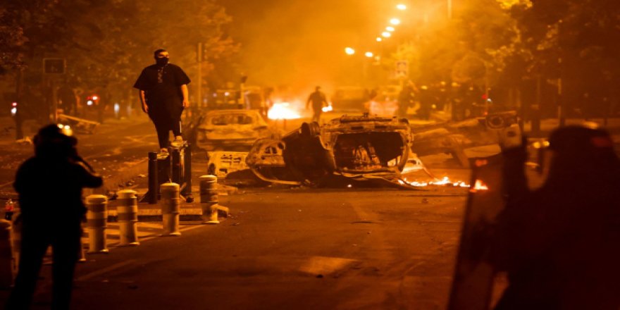 Fransa’daki protestolar neyin göstergesi?