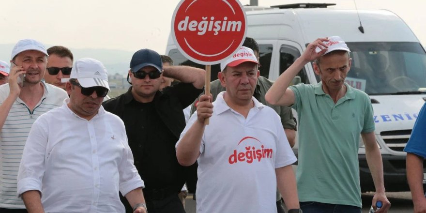 Irkçı-faşist Tanju Özcan CHP'den ihraç edildi