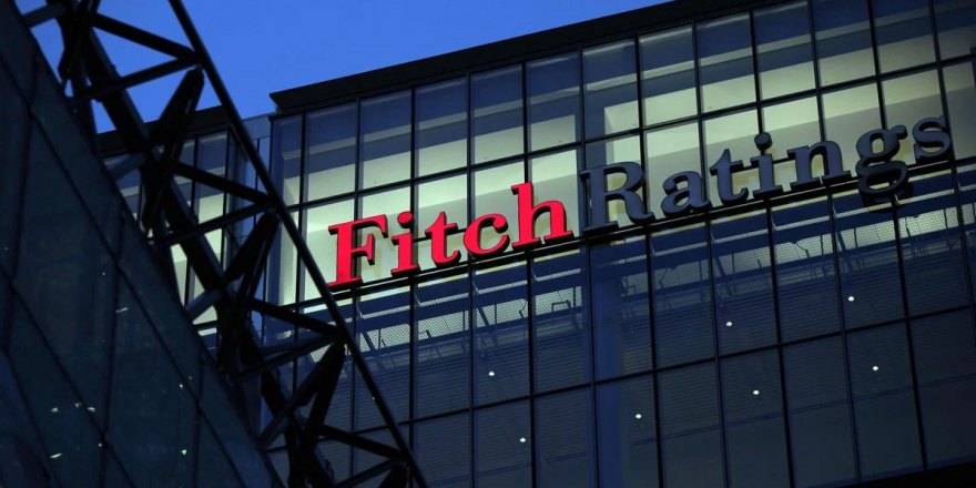 Fitch, ABD'nin kredi notunu düşürdü!