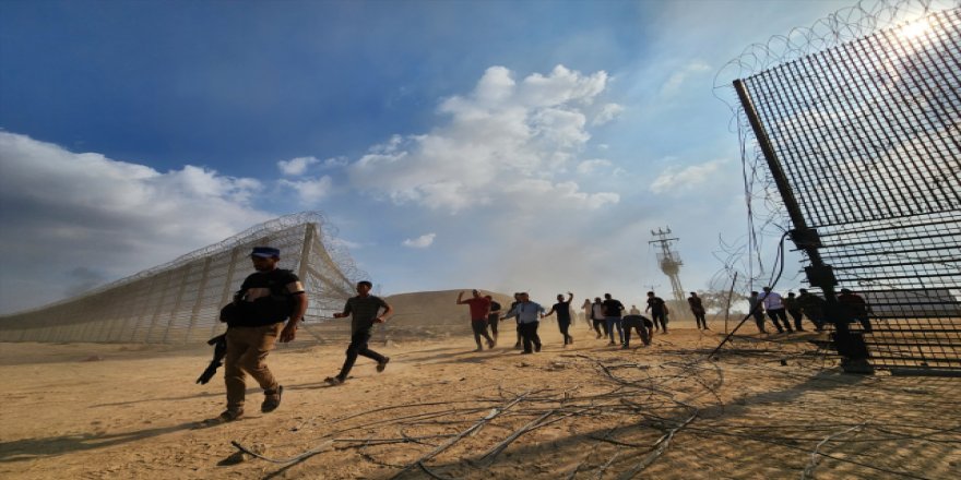 Hamas ödettiği bedelle Siyonistleri çoktan hezimete uğrattı...