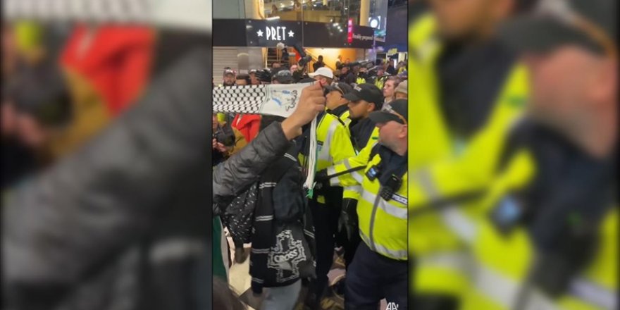 Londra'da Filistin'e destek eyleminde göstericilerle polis arasında arbede çıktı