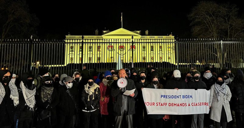 Biden yönetimi çalışanları, Beyaz Saray önünde acil ateşkes çağrısında bulundu