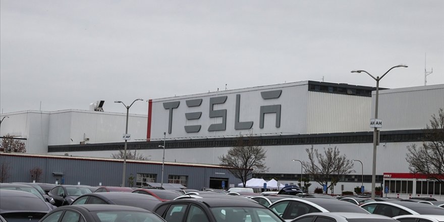 ABD'de Tesla fabrikasında "arızalı" bir robotun saldırısı sonucu bir mühendis yaralandı