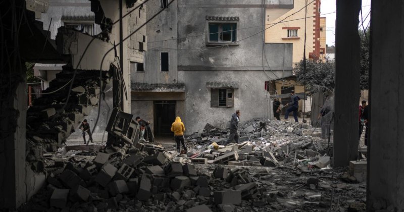 Gazze'de 8 gündür kesik olan iletişim hizmetleri aşamalı olarak geri geldi