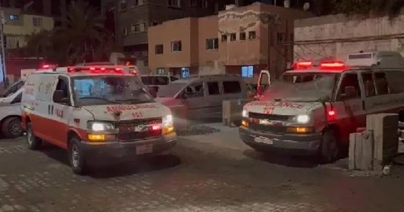 İşgalci savaş uçakları Gazze'deki Filistin Kızılayının merkezinin önünü bombaladı