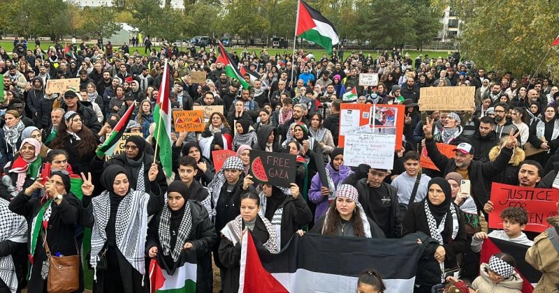 Berlin’de öğrenciler, Filistin yanlısı gösterilere uygulanan baskıları protesto etti