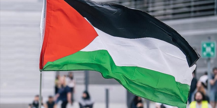 Filistinliler üç Batı ülkesinin Filistin'i tanıma kararından memnun