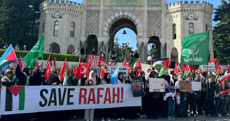 Üniversiteli öğrenciler Beyazıt'ta Refah katliamını lanetledi!